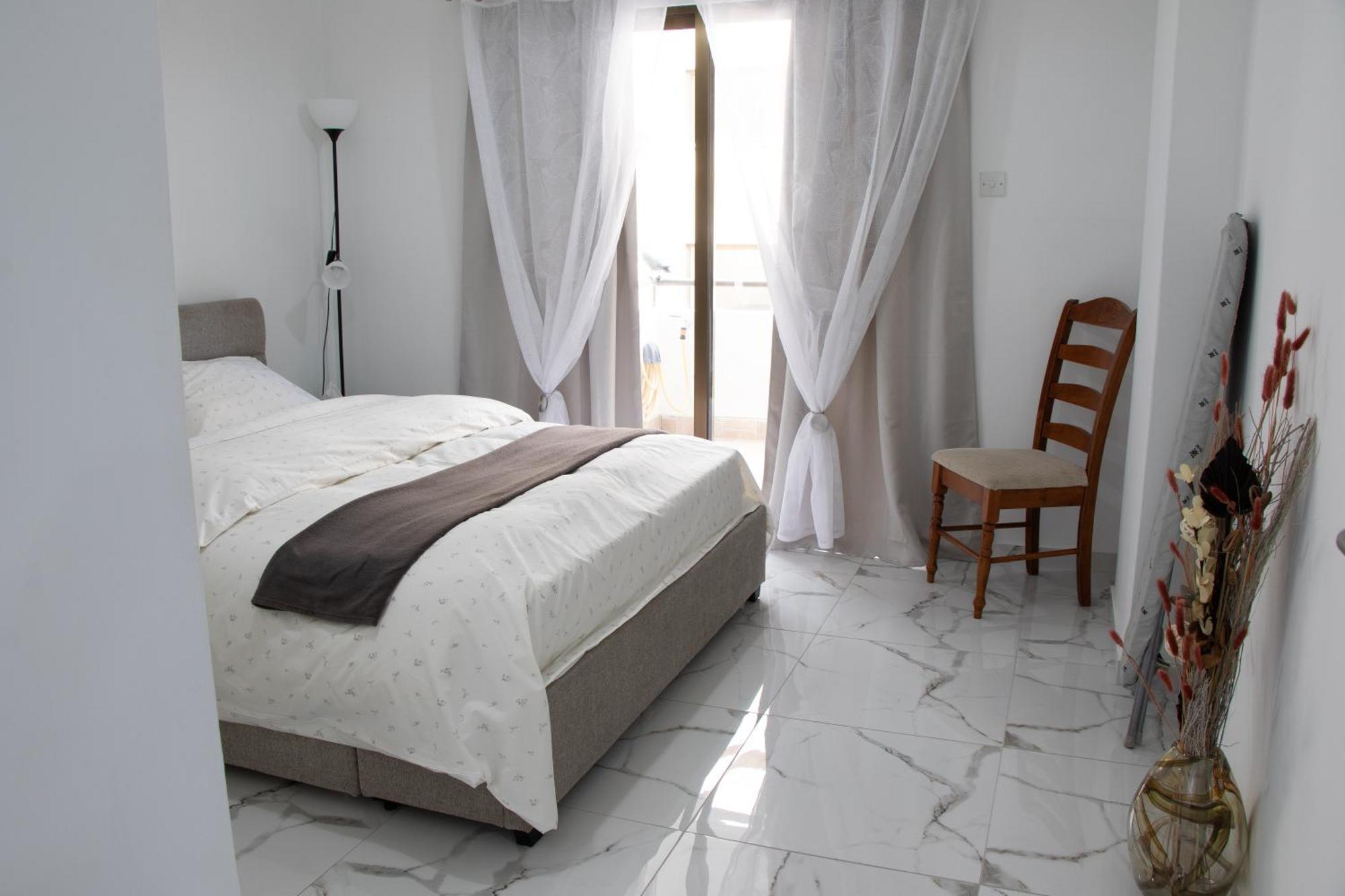 Apartment,NEAR THE BEACH Pinikoudes Larnaca Exteriér fotografie